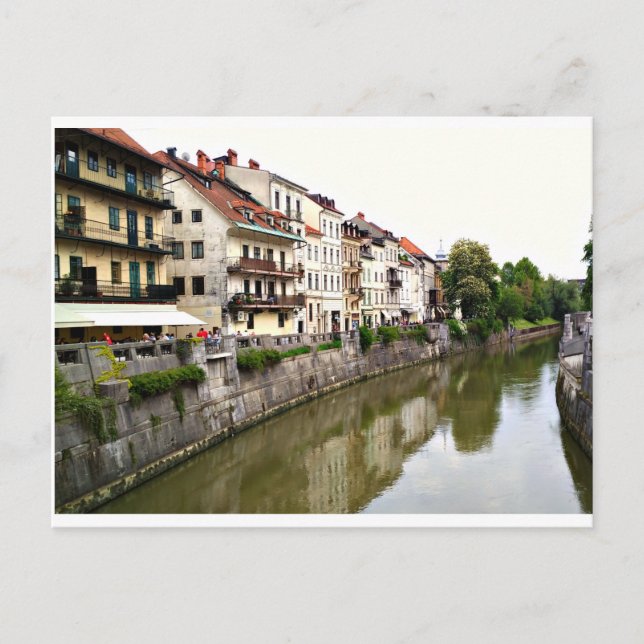 Beautiful vintage travel Europe postcard (Front)