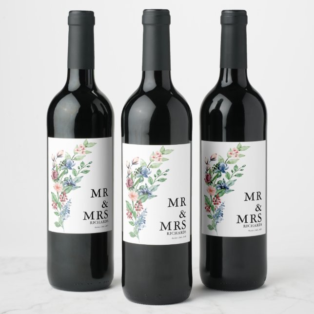 Beautiful Watercolor Floral Bouquet Wedding Wine Label (Bottles)