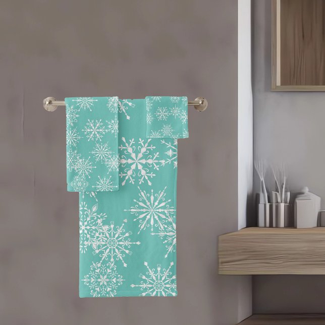 Beautiful Watercolor Snowflake Holiday Bath Towel Set (Creator Uploaded)