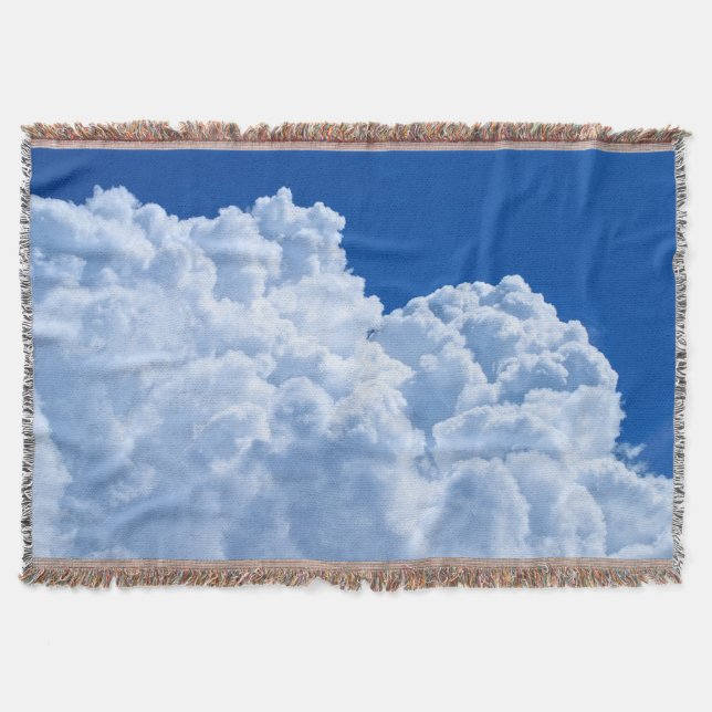 Beautiful white puffy clouds throw blanket (Front)