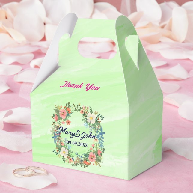 Beautiful wreath pink romantic wedding favour box (Wedding)