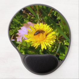 Bee and dandelion gel mouse mat