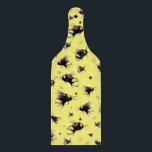 Bee and Flower Board – Wedding Gift for Couple<br><div class="desc">Celebrate the joy of togetherness with this bee design. A thoughtful and unique kitchen gift for newlyweds or couples building a life together.</div>