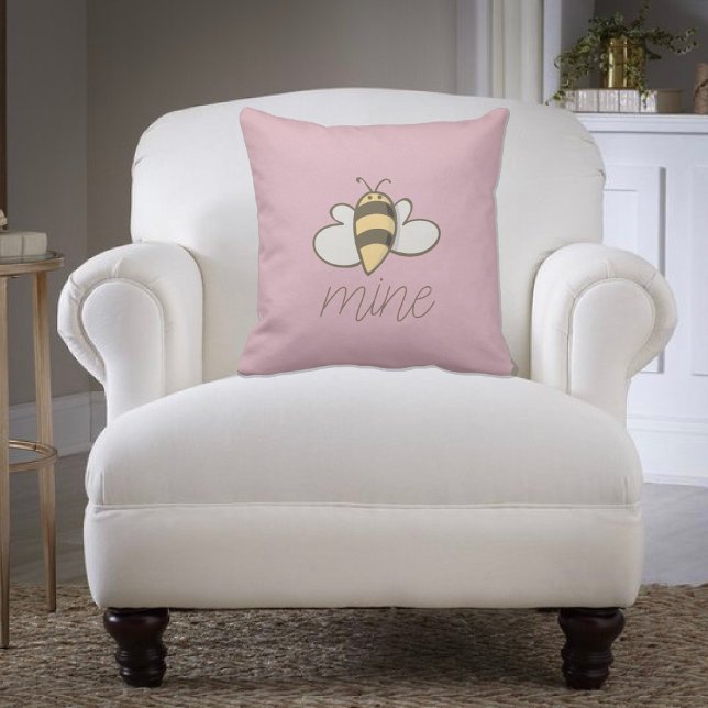 Bee mine Valentine’s Day Cushion (Creator Uploaded)