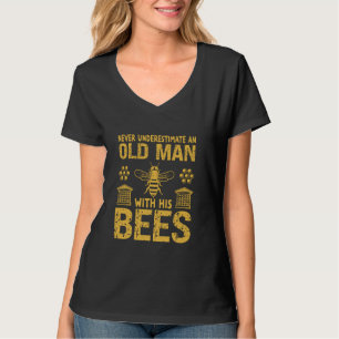 Beekeeper Funny Never underestimate an old man wit T-Shirt