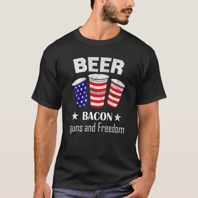 Beer Freedom American Flag 4th Of July Men Women M T-Shirt (Front)