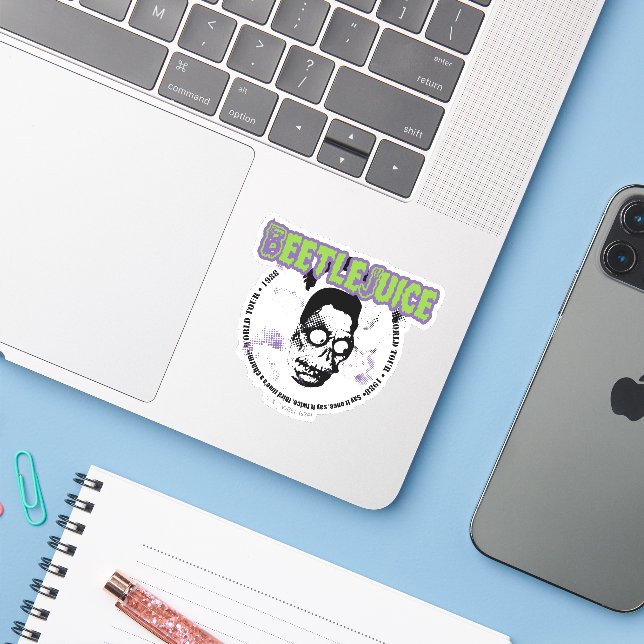 Beetlejuice | Harry the Hunter Shrunken Head (Laptop w/ iPhone)
