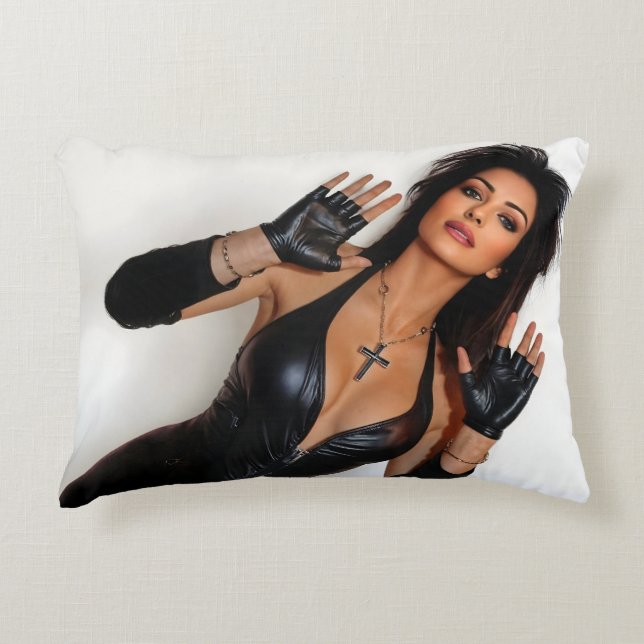 Behold accent cushion (Front)