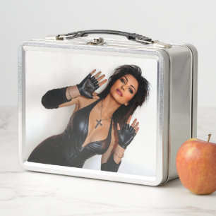 Behold lunch box