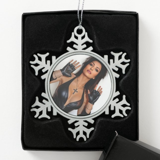 Behold snowflake ornament (Box)