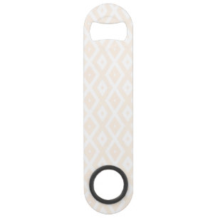 Beige and white diamond pattern