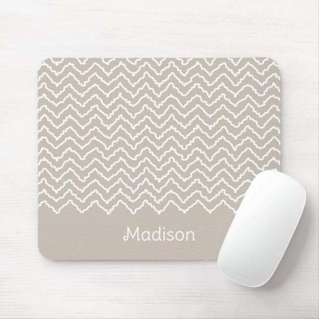 Beige And White Squiggly Chevron Zigzag Pattern Mouse Mat (With Mouse)