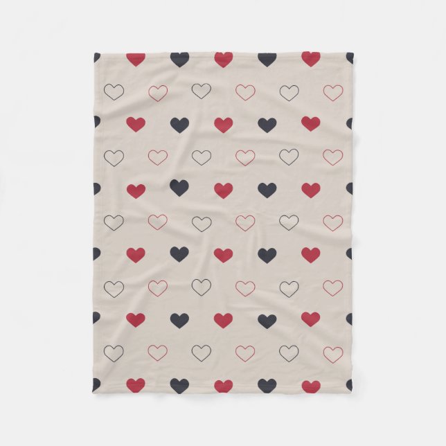 Beige & red Heart Seamless Pattern Cute Minimal Fleece Blanket (Front)