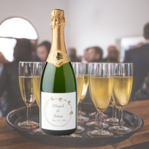 Beige Simple Heart Wreath Wedding Sparkling Wine Label