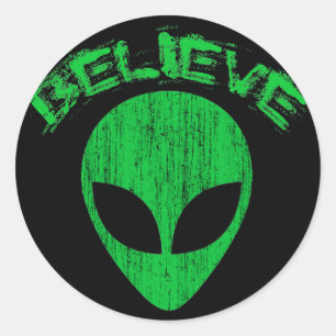 BELIEVE - GREEN ALIEN HEAD DESIGN CLASSIC ROUND STICKER