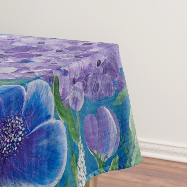 Bellisima Hydrangea and Poppy Floral Table Cloth (In Situ)