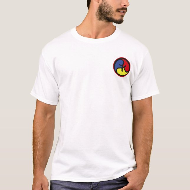 benadom ryu bujutsu T-Shirt (Front)