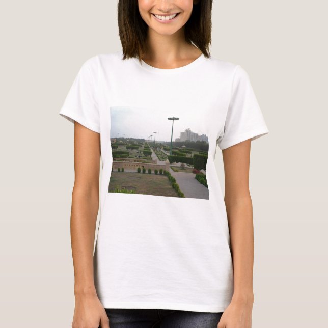 Benazir Park Scenic Landscape Print T-Shirt (Front)
