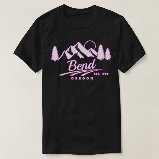 Bend Snowy Day  Bend Oregon Mountains Pullover  (Design Front)