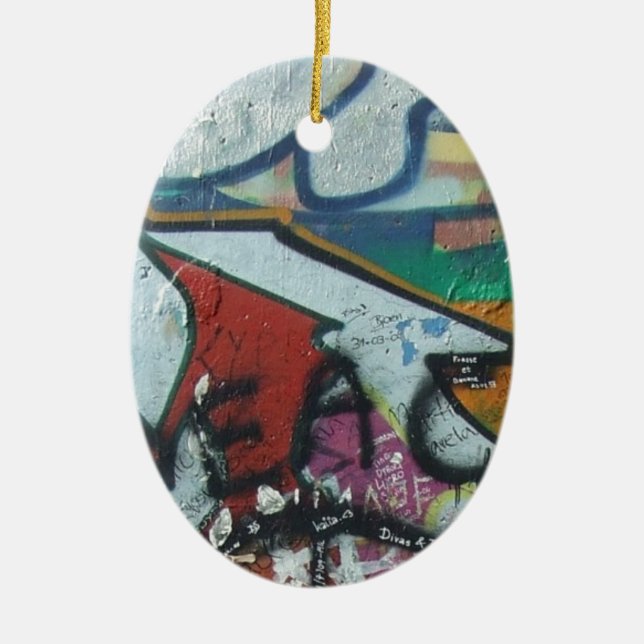 berlinwall design ceramic tree decoration (Front)