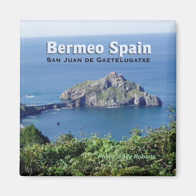 Bermeo Spain Gaztelugatxe Travel Souvenir Magnet (Front)
