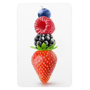 Berries pyramid magnet