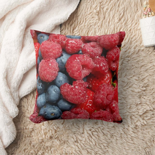 Berry Bonanza Cushion (Blanket)