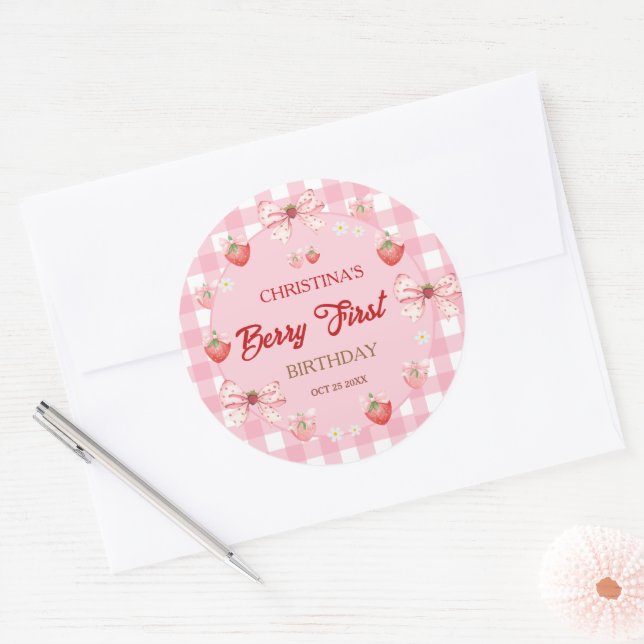 Berry first birthday pink gingham strawberry girl classic round sticker (Envelope)