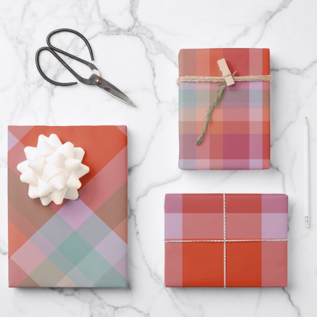 Berry Wrapping Paper Flat Sheet Set of 3 (Front)