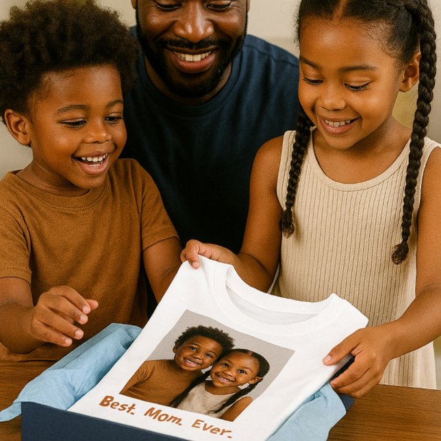 Best Mum Ever with Family Portrait T-Shirt (Creator Uploaded)