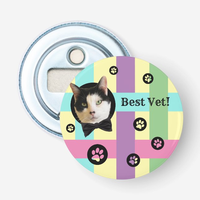 ""Best Vet!" Customisable Button Bottle Opener (Front)