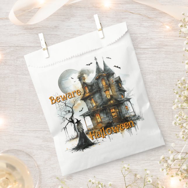 Beware Halloween – A Haunted Nightfall Warning Favour Bags (Clipped)