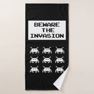 Beware of the invasion, geek design bath towel