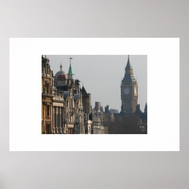 Big Ben peeks over the skyline Poster (Front)