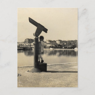 Big binocular postcard