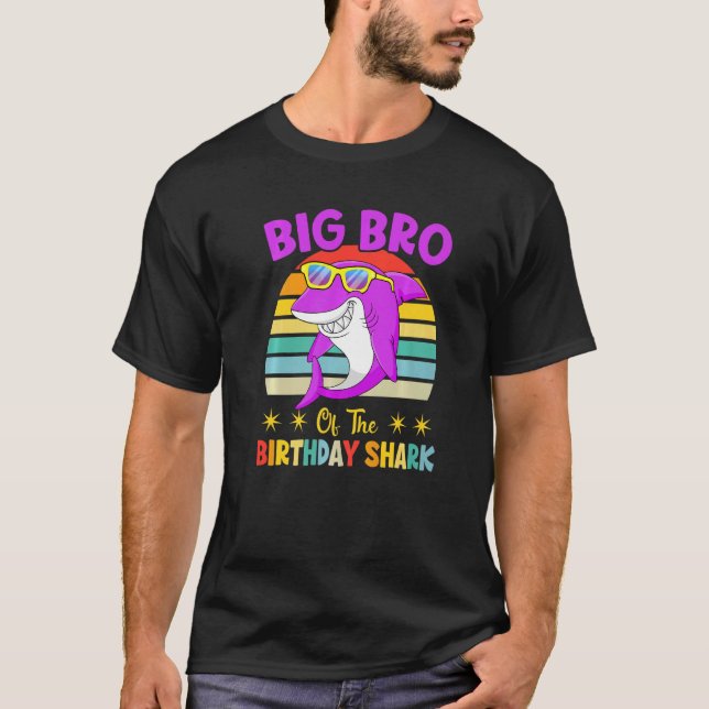 Big Bro Of The Shark Birthday Family Birthday Litt T-Shirt (Front)