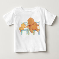 Big Brown Bear Helps Little Yellow Bear