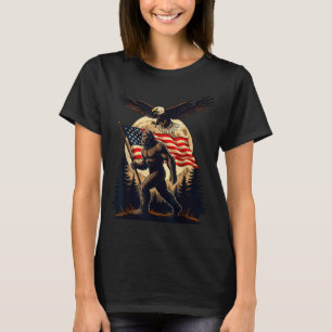 Big foot bigfoot sasquatch american flag patriotic T-Shirt