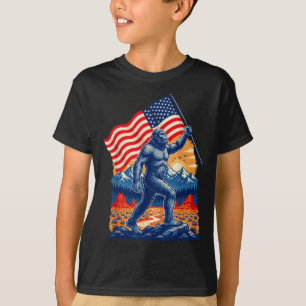 Big foot bigfoot sasquatch american flag patriotic T-Shirt