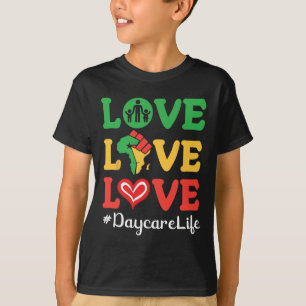 Big Heart Africa Map Raised Fist Love Love Love Da T-Shirt