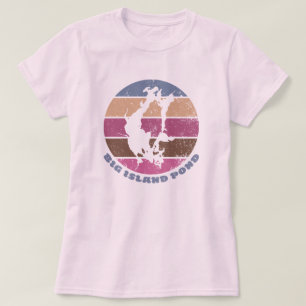 Big Island Pond Vintage Retro Pinks T-Shirt