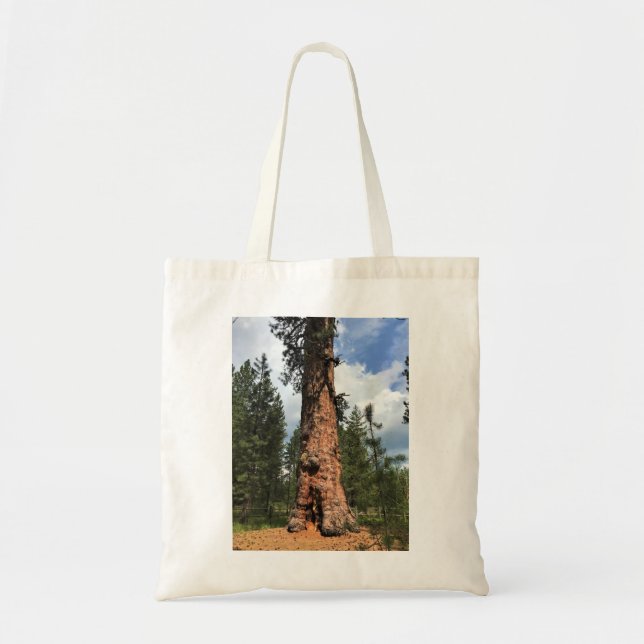 Big Red Tree, La Pine, Oregon Tote Bag (Front)