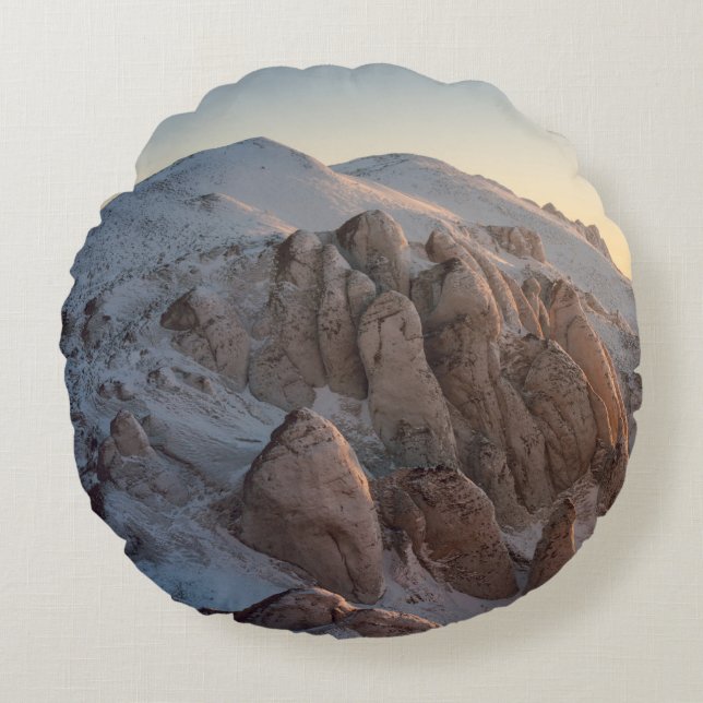 BIG ROCK FORMATIONS COVERED WITH SNOW ROUND CUSHION (Front)