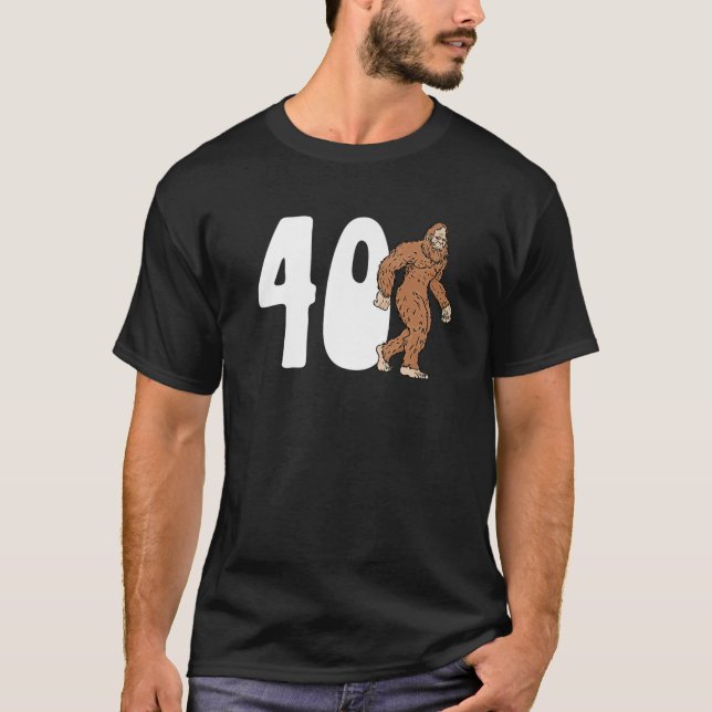 Bigfoot 40Th Fortieth Birthday Sasquatch 40 Year O T-Shirt (Front)