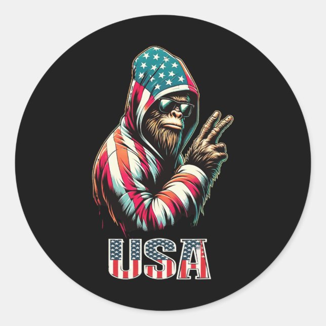 Bigfoot 4th Of July Usa Patriotic Sasquatch Teens  Classic Round Sticker (Front)