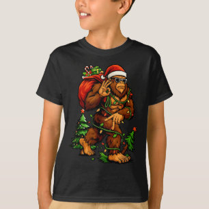 Bigfoot 67 Christmas Tree Lights Xmas Men Sasquatc T-Shirt