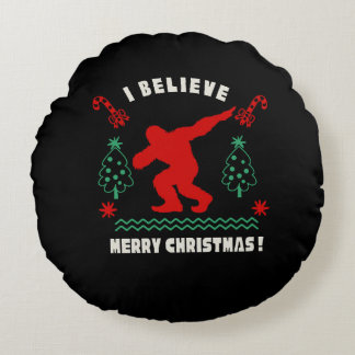 Bigfoot : Ajoutez une touche sauvage à vo Round Cushion