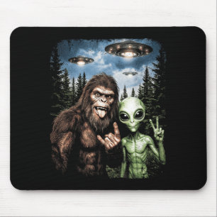 Bigfoot Alien Selfie Rock On Peace Sign Funny UFO Mouse Mat