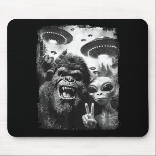 Bigfoot Alien Selfie Rock On Peace Sign Funny UFO Mouse Mat