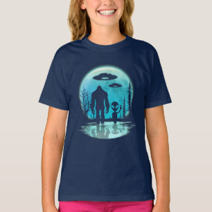 Bigfoot Alien UFO Disclosure Conspiracy Gift T-Shirt